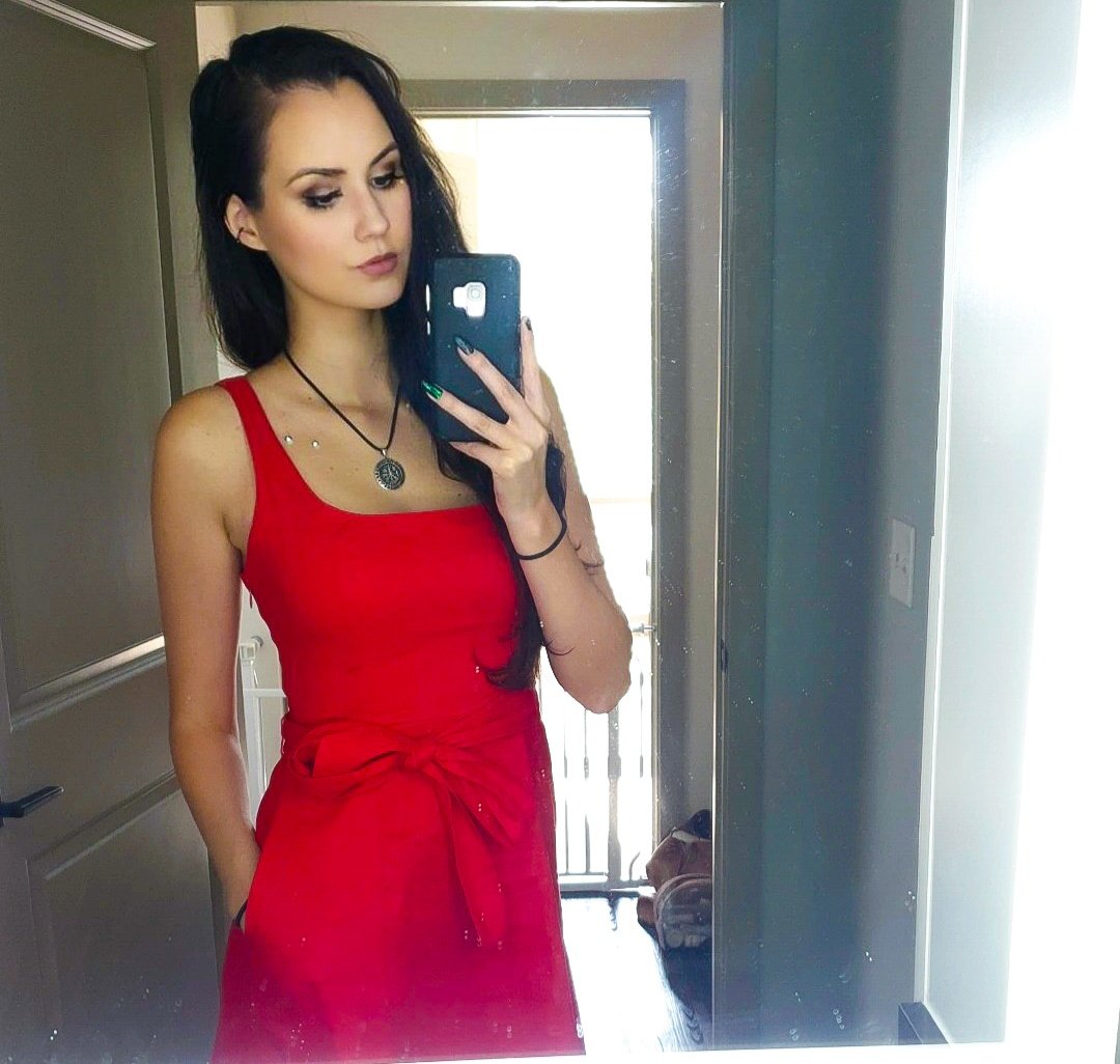 SydneyLWatson's tweet photo. I got u💃 https://t.co/N6UlNTxRll