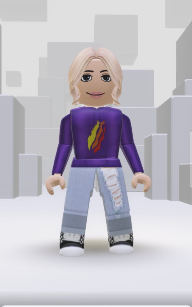 zo_alm's tweet photo. Bought the official purple fire hoodie on robloxs from #firenationgrouponrobloxs 
#firenation also bought bri merch on robloxs from her group #brimerchonrobloxs @Preston @BriArsement https://t.co/VcxckzG6FM