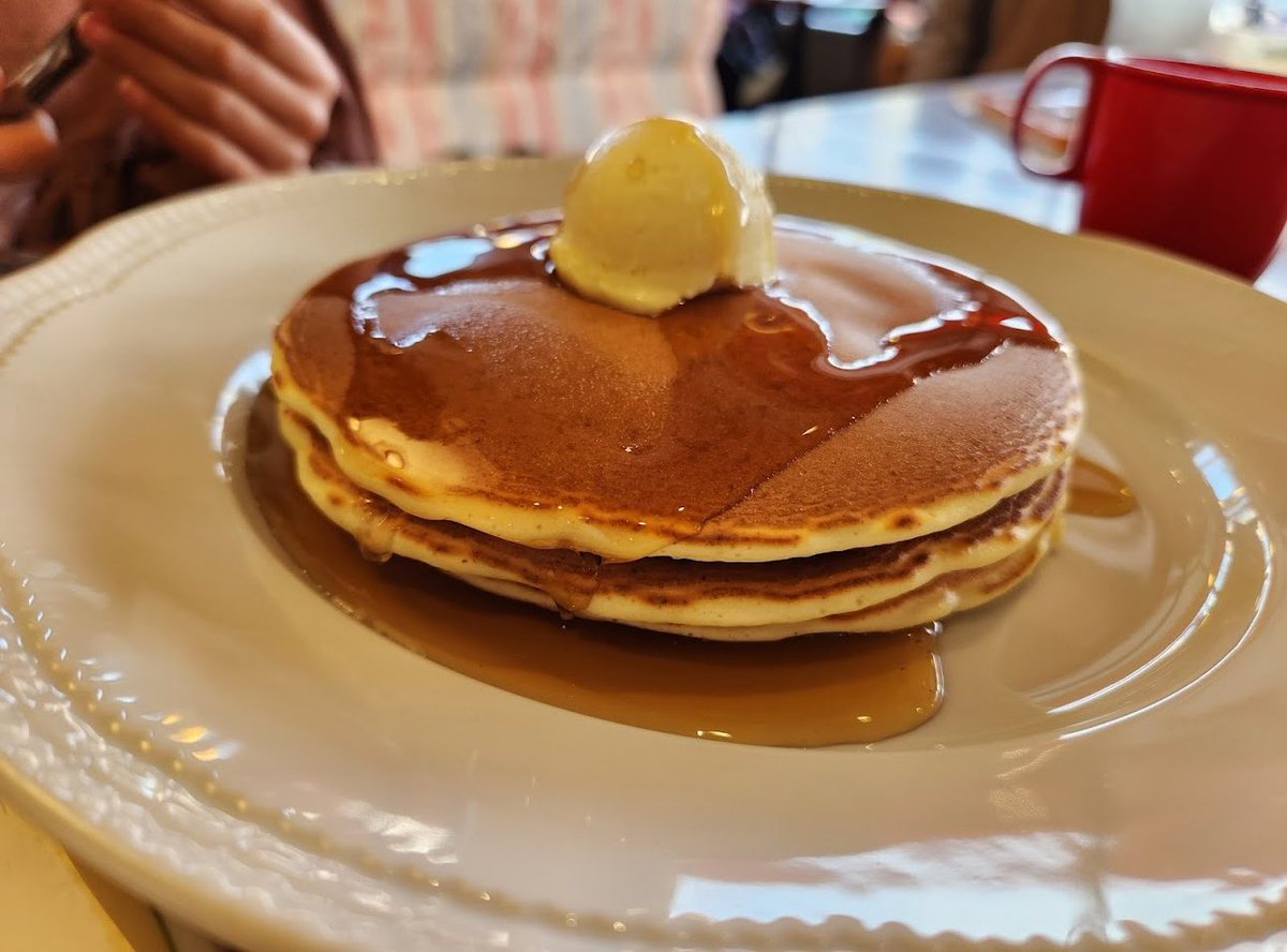 Telling myself, it’s well and i can do this over and over again without the fear of failure has made me feel powerful enough to face each day like i already knew what the day hold. 
#Asia #summerholidays #dilematvi