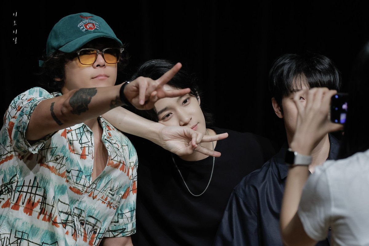 _jjisland_'s tweet photo. 240818

#이재진 #이홍기 #최민환 #FT아일랜드 https://t.co/OiwxN0hf2H