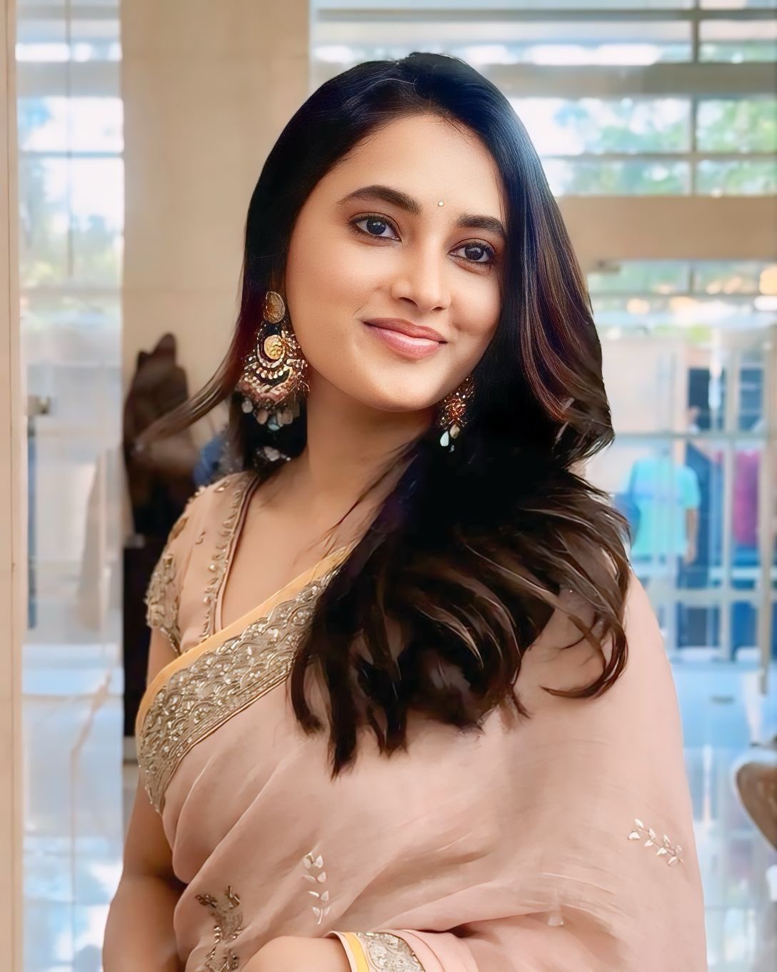 GVT3xzWbIAAU8jv?format=jpg&name=large