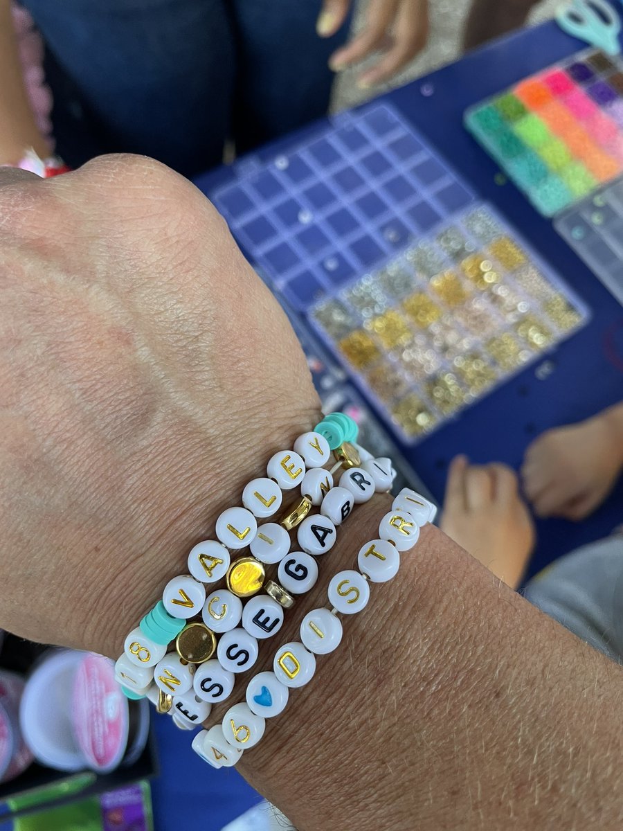 AsmJesseGabriel's tweet photo. Our whole family had a blast making bracelets and enjoying the tribute to Taylor Swift with Blank Space Tribute at Warner Center Park. Thank you to the amazing folks at the @valleyculturalf for your continued service to the Valley — it’s never a Cruel Summer with you! https://t.co/1Ig8bIfxo1