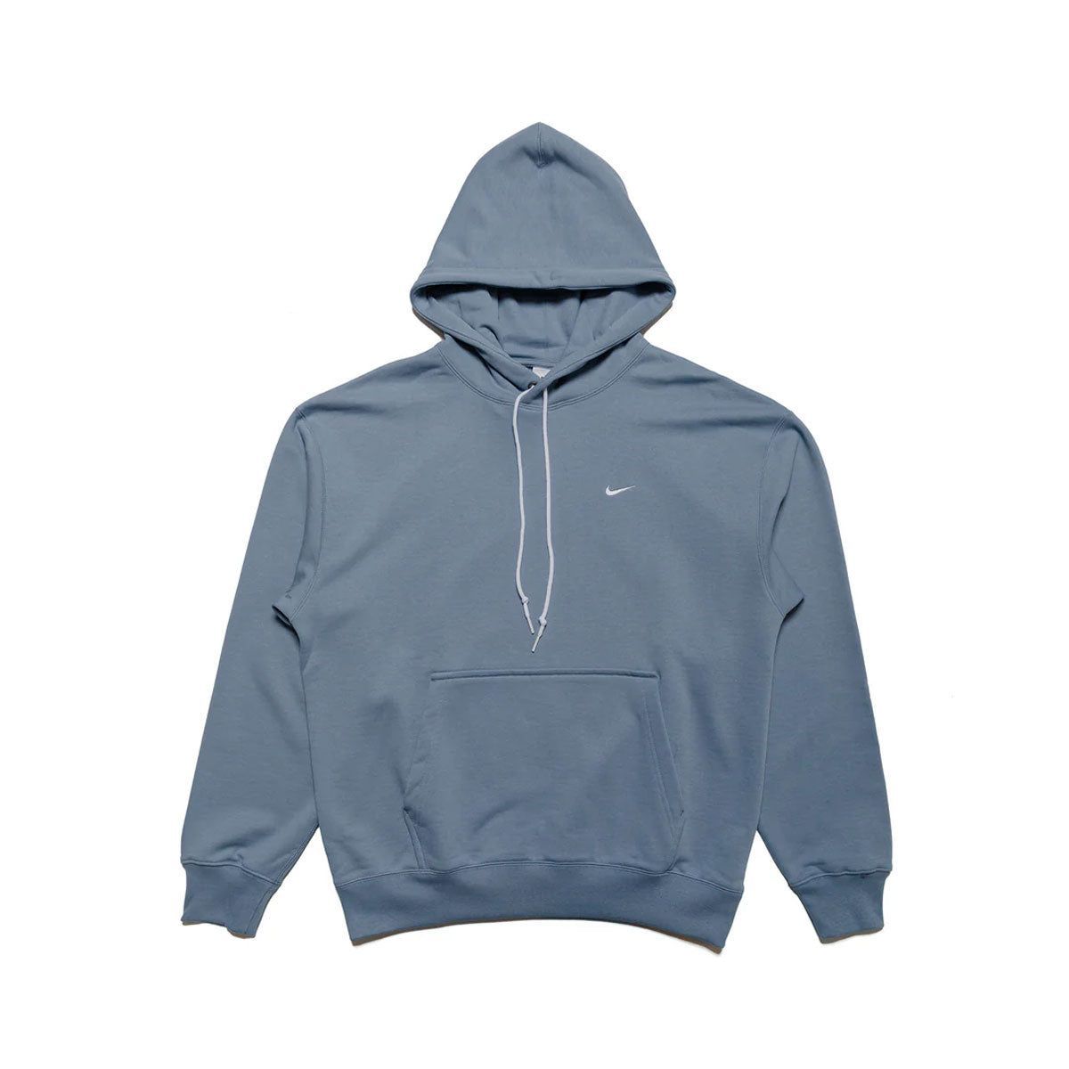 SneakerShouts's tweet photo. 65% OFF the Nike Solo Swoosh Hoodie "Ashen Slate" 

BUY HERE: https://t.co/AuaY91Mehz https://t.co/4WXCPqU2oG