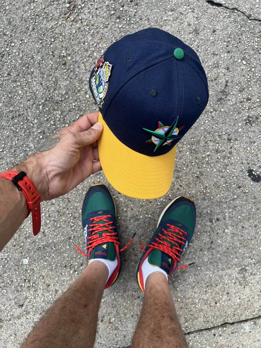 TheManWithESPN's tweet photo. #ProjectNobody
Community Recreation In Progress🧢🔱 https://t.co/DYLTGH7wUX