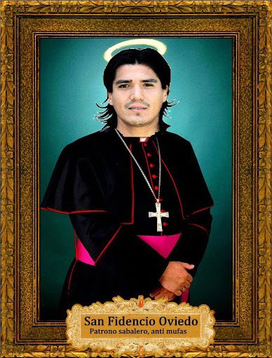 4Twiteros's tweet image. No digas nada y dale RT a Fidencio para cambiar la suerte y que den 3 pases seguidos ❤️🖤 🍀🍀🍀🍀🍀