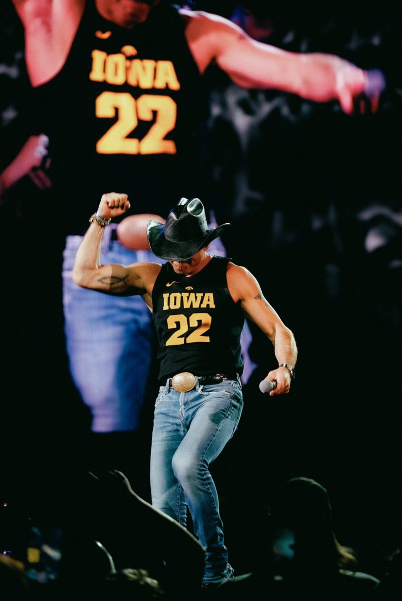 When in Iowa…. Had to represent! Big year for <a href="/CaitlinClark22/">Caitlin Clark</a> and <a href="/Iowa/">Iowa Hawkeyes</a>