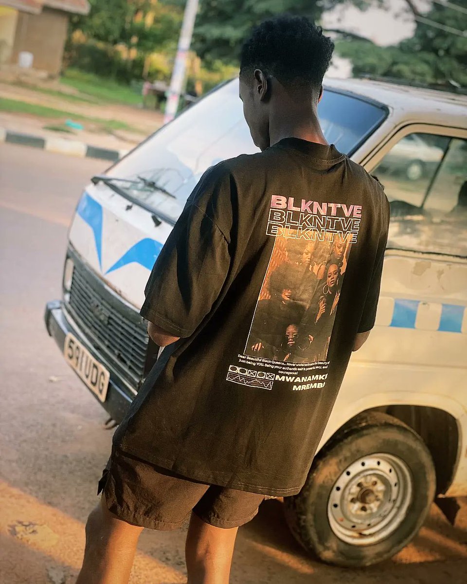 BLACK_NATIVE's tweet photo. Blacknative youth brand focuses on getting the young man in Africa wild ambitious mind developed using creative works of art customised into modern fabric https://t.co/o93esbKVtn
