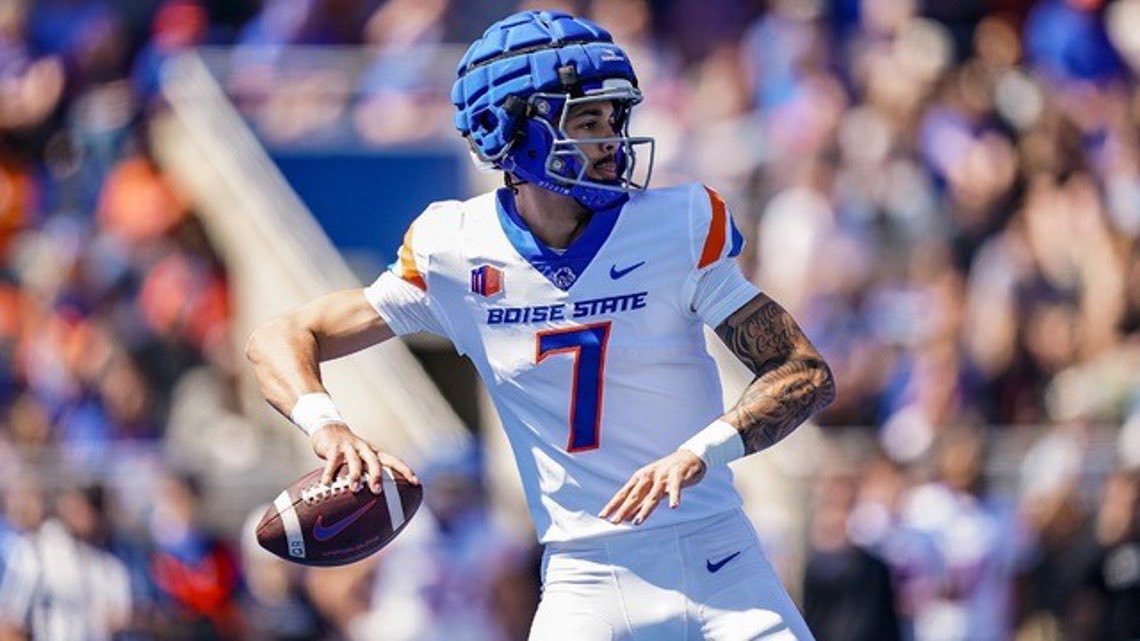 CFBRep's tweet image. USC transfer Malachi Nelson has lost the Boise State QB Battle to (RS) Sophomore Maddux Madsen.
Madsen was the 110th-ranked QB in 2022, Nelson was a 5🌟 top-5 QB in 2023.
Wow. 🤯