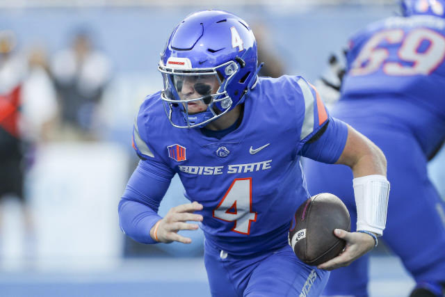CFBRep's tweet image. USC transfer Malachi Nelson has lost the Boise State QB Battle to (RS) Sophomore Maddux Madsen.
Madsen was the 110th-ranked QB in 2022, Nelson was a 5🌟 top-5 QB in 2023.
Wow. 🤯