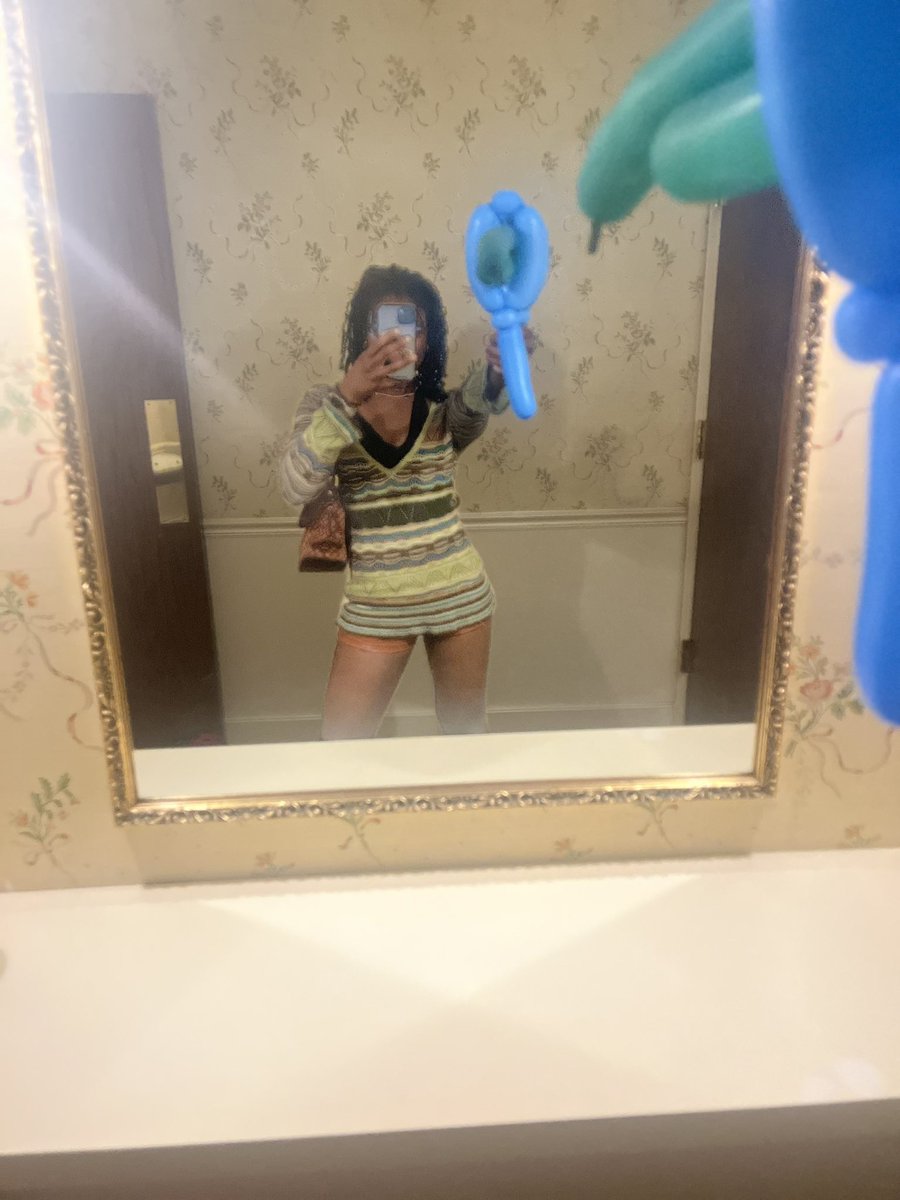 AminahBelmont's tweet photo. b r a t • s u m m e r 😵‍💫👻

#aminahbelmont #prowrestling #womenwrestling #womenwrestler #alternatingcurrents #athlete #blackgirlmagic #wweraw #ringofhonorwrestling #tnawrestling #nwapowerrr #stitch #blackgirlmagic #facepaint #prowrestling #cute #squidlancher #raygun #bratsummer https://t.co/fK6QRrQXiq