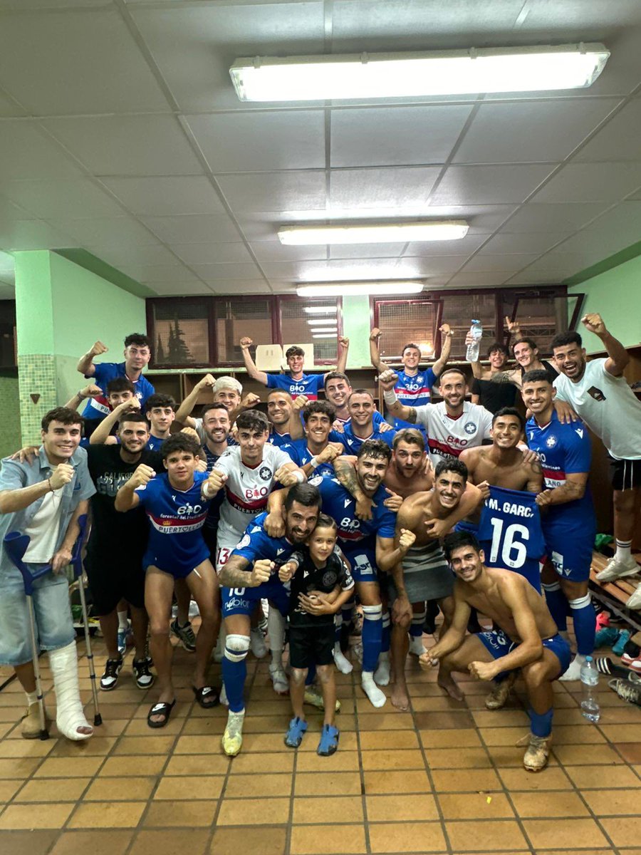 juandavidmutis5's tweet photo. @cspuertollanocf está gente no tiene precio, grande mi equipo, estamos en la FINAAAL🫡🫨🔵 https://t.co/H262Tm8TeV