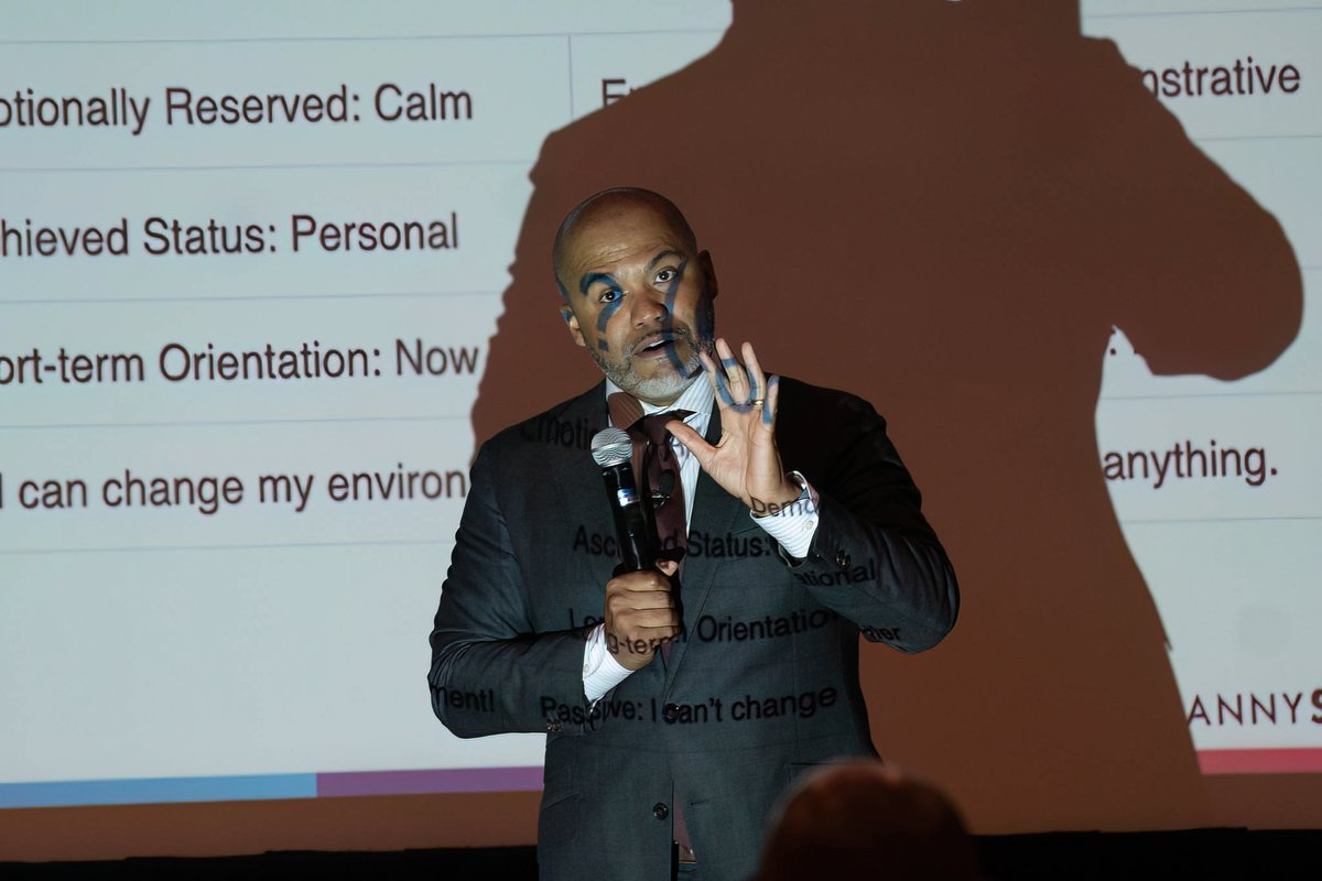 ManuelScott's tweet photo. Mercer College asked me to help educate and empower their educators on creating a culture for student flourishing. They studied my books and brought me in to go deeper. We had a wonderful two days together. #BeSalty #InterculturalCompetence #CulturallyResponsiveEducation https://t.co/t56D0SR5w5