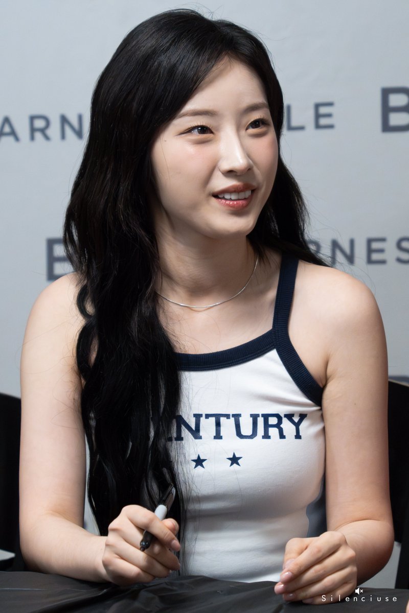 Silenciuse's tweet image. 240815 ARTMS Barnes &amp;amp; Noble Album Signing in NYC

drive.google.com/drive/folders/…

#아르테미스 #하슬