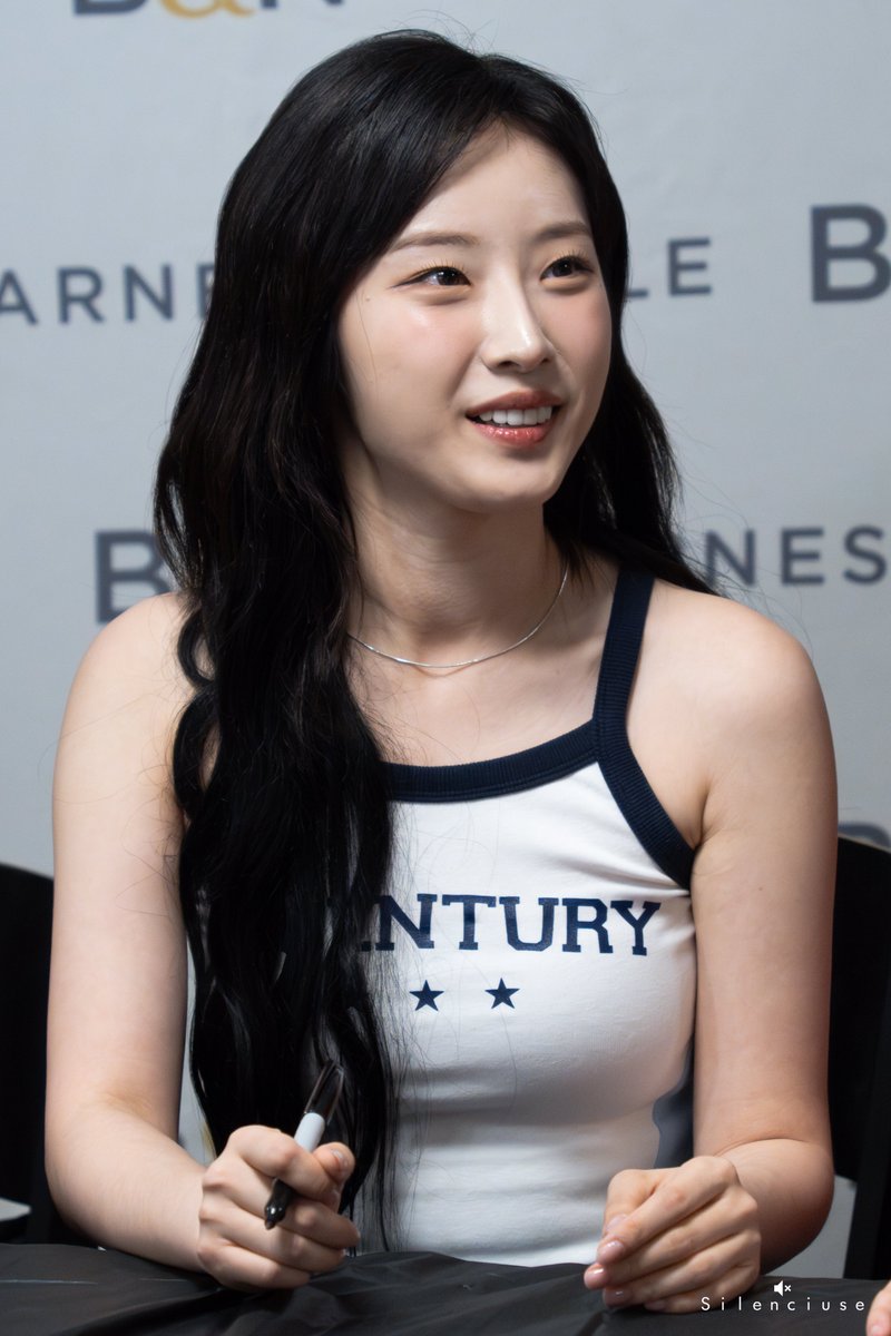 Silenciuse's tweet image. 240815 ARTMS Barnes &amp;amp; Noble Album Signing in NYC

drive.google.com/drive/folders/…

#아르테미스 #하슬