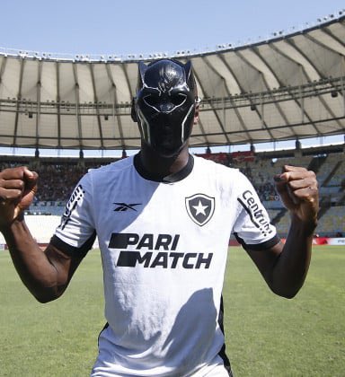 LiberoGrand3's tweet photo. Luiz Henrique c’est tellement une dinguerie qu’on le fasse venir à la place de Nuamah.
Il pose encore un match de fou
#BOTFLA https://t.co/FPYgpHNtks