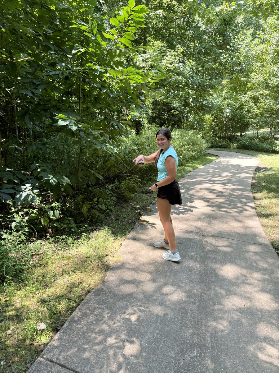 68shooter's tweet photo. Fun round today at Village Creek State Park with Erin. $50 for these views has to be one of the best values in Arkansas golf. #WhatsThatSignSay #IllGiveYouAsthma #ILikeYouBetty #IYKYK π https://t.co/2P7wIFNWwa