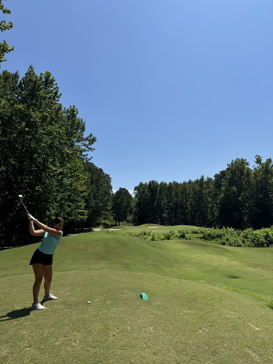 68shooter's tweet photo. Fun round today at Village Creek State Park with Erin. $50 for these views has to be one of the best values in Arkansas golf. #WhatsThatSignSay #IllGiveYouAsthma #ILikeYouBetty #IYKYK π https://t.co/2P7wIFNWwa