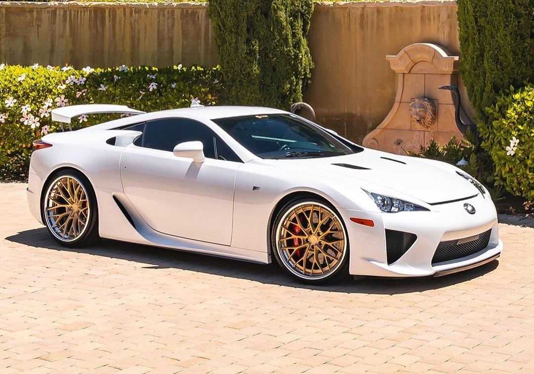 WorldWideCarsTM tweet picture