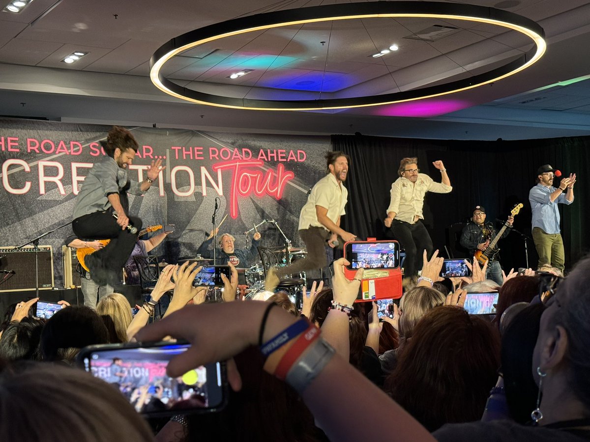 RonaldDiemicke's tweet image. Loved seeing @jarpad @JensenAckles &amp;amp; @JDMorgan at @CreationEnt in Austin! #creationcon #SPNAUS #SPNAustin #spn #SPNFamily