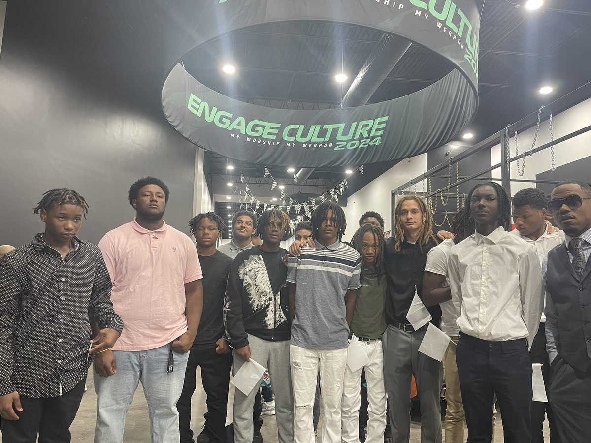 WJKeenan_FB's tweet photo. Thank you to a few of our guys who was able to make it to church this morning. Stay on the lord’s side and you will win every time. Kulture is changing 💙💛 https://t.co/YE4ED8MqEp