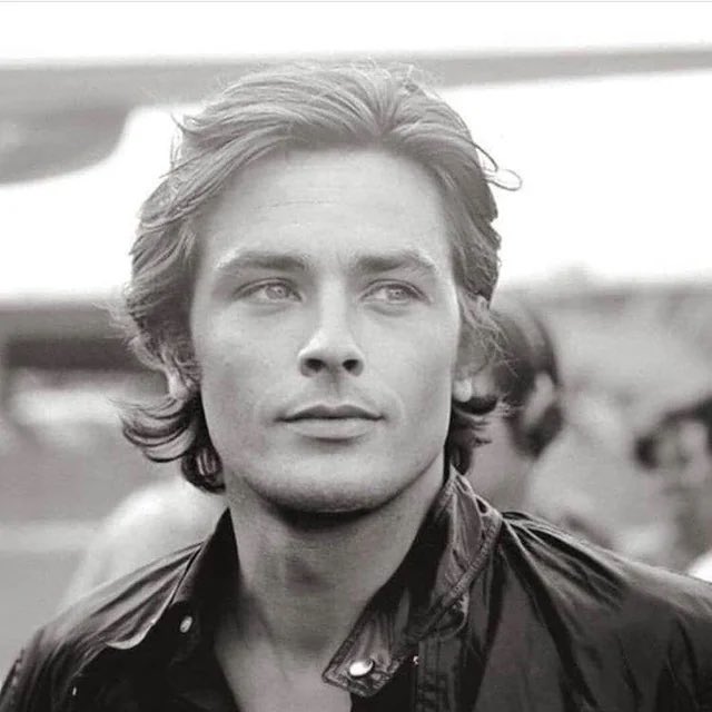 Kiki_hc's tweet photo. El #crush de mi madre y mi abue murió. Decían que era guapísimo y sí... 

#AlanDelon https://t.co/MWzKYIkyqk