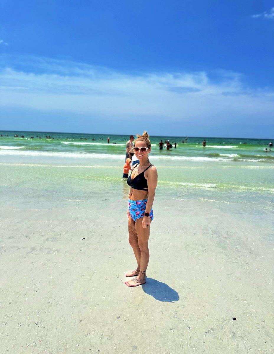mafiababexoox's tweet image. Never thought I’d be here. 🌊💙

#SiestaKey #Florida #SoHappy #Peaceful