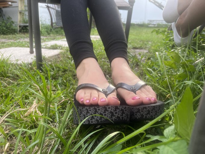 Just got a new model @thaitoejobs  The feet are immaculate! Follow her now #newmodelalert #newfootmodel<a class="tags" target="_blank" title="On Twitter" href="/?out=eyJ0eXAiOiJKV1QiLCJhbGciOiJIUzUxMiJ9.eyJpYXQiOjE3MjUzMjI5MTYsImlzcyI6InR3cG9ybnN0YXJzLmNvbSIsIm5iZiI6MTcyNTMyMjkxNiwiZXhwIjoxNzU2ODU4OTE2LCJyZWRpcmVjdF91cmwiOiJodHRwczovL3R3aXR0ZXIuY29tL3RoYWl0b2Vqb2JzIn0.Na7R8EXq6t9FFiVFpYKBwtaNbjdHyHfZ76ALePBvjyDNkeFkuyUFeDZu8YAE8kI2r-6s0yxesHdZg7Jm4FuP8Q">@thaitoejobs</a><a href="/tag/toes"class="tags"><span>#toes</span></a><a href="/tag/footworship"class="tags"><span>#footworship</span></a><a href="/tag/soles"class="tags"><span>#soles</span></a><a href="/tag/toesucking"class="tags"><span>#toesucking</span></a><a href="/tag/asianfeet"class="tags"><span>#asianfeet</span></a>