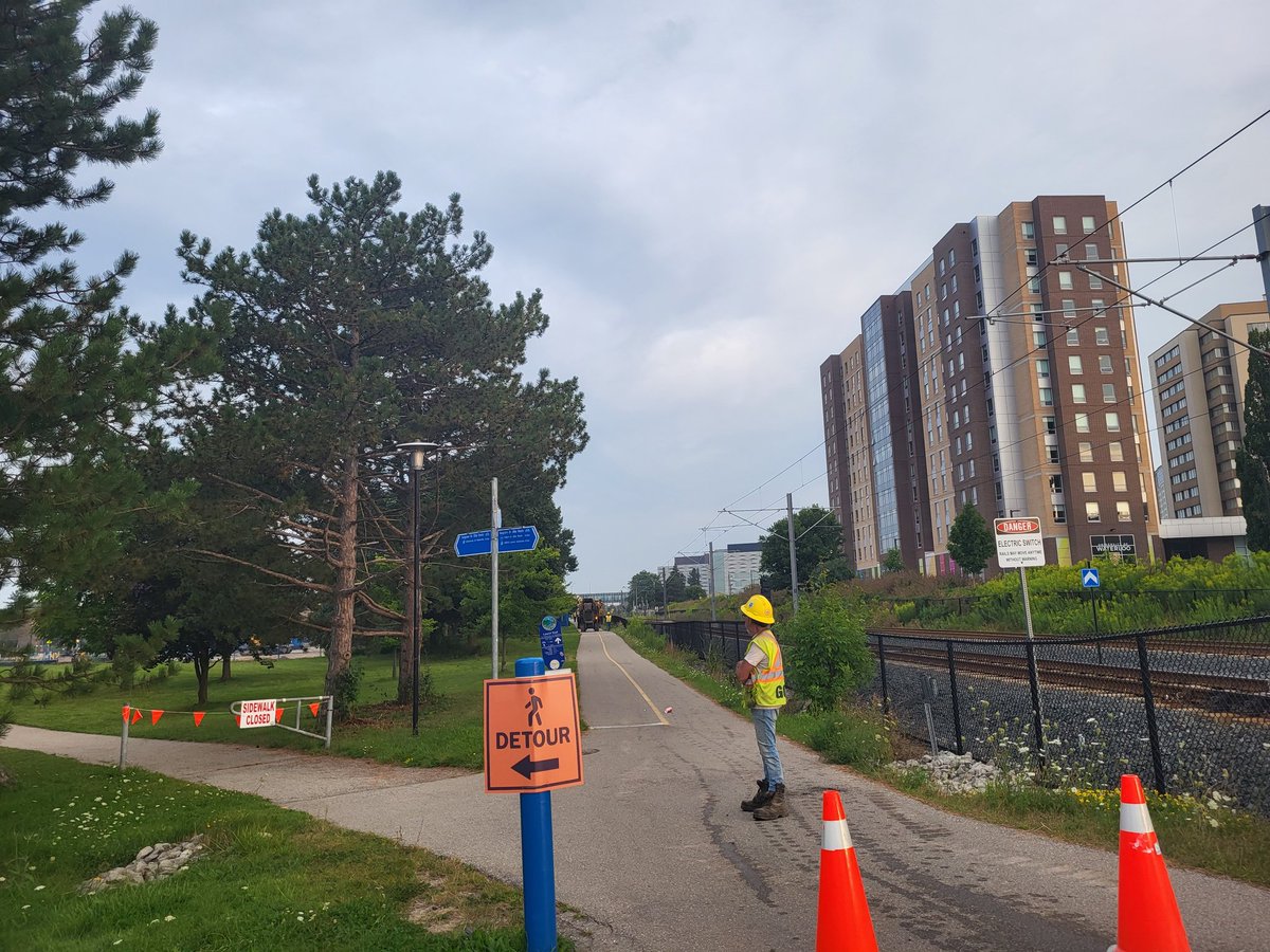 Any idea when this major pedestrian/cyclist artery re-opens?

Only 24-hr notice was provided (via small signs) of closure, after <a href="/UWaterloo/">University of Waterloo</a> previously said the Laurel Trail would remain open during construction.

Lots of folks depend on this passage.

<a href="/citywaterloo/">City of Waterloo</a> <a href="/WrightWard7/">Julie Wright | Ward 7 Councillor</a>