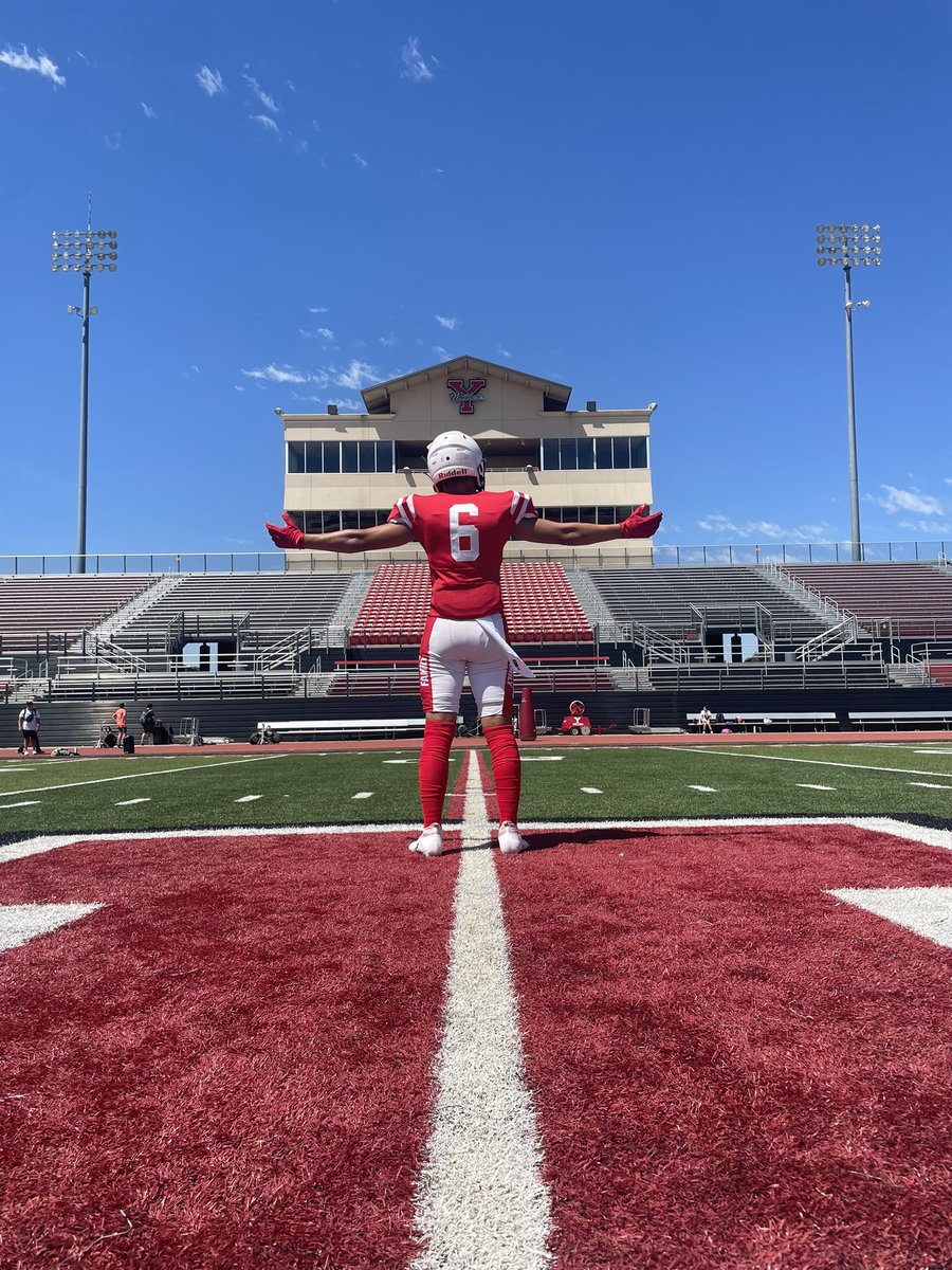 mexilent's tweet photo. Boy is locked and ready! #timetogotowork #yukonmillers #freshmanfootball @Jumpman23 @CoachVenables https://t.co/ewWLEmXn1o