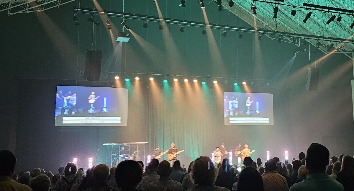 PastorJimLyon's tweet photo. Sunday morning. A day to worship Jesus and sense His Spirit speaking and moving. Four people stepped forward in the close, asking to profess their new commitment to #FollowJesus at end of church meeting in baptism-and so they did. At ChoG Madison Park Anderson. #JesusLife https://t.co/o6l1zTKkVS