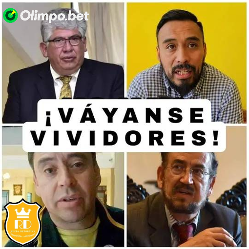 RuedaDepPeru's tweet photo. Los hinchas del #thestrongest a una sóla voz piden que se #vayan la junta directiva del #thestrongest https://t.co/qP1mFlTY0q
