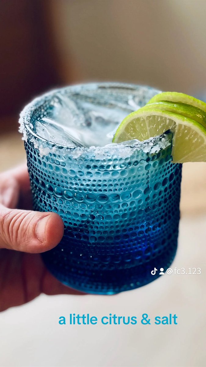 fcorriher's tweet image. A little citrus + salt