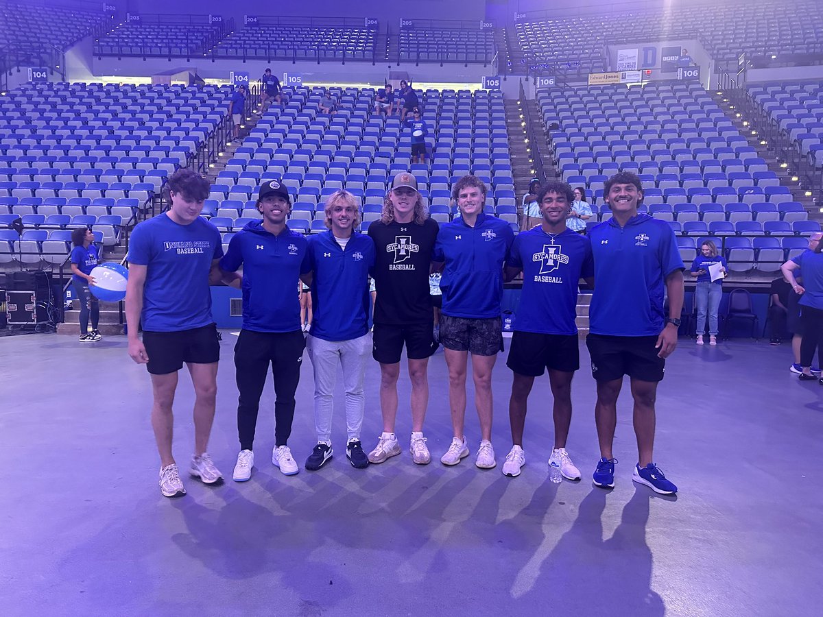 TammySchaffer's tweet photo. @IndStBaseball SUCH a joy to work with you! Thank you! #FreshmenConvocation #MarchOn https://t.co/XlVG9otXxF