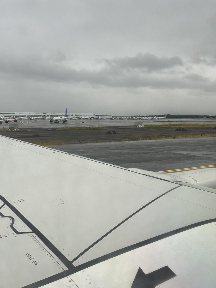 Not gonna lie… Alaska looks no different from Washington