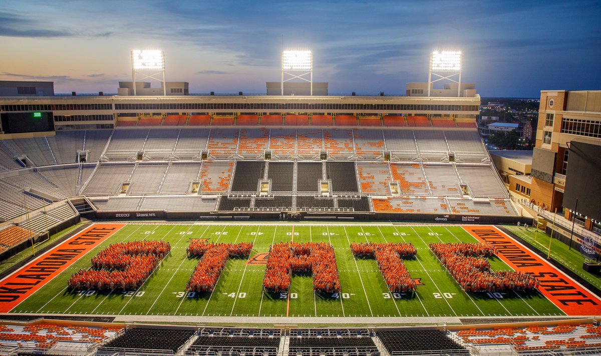 okstate's tweet photo. Introducing the newest members of the #CowboyFamily 🤠 

#GoPokes | #okstate28 https://t.co/hjTJ1Cr1ya