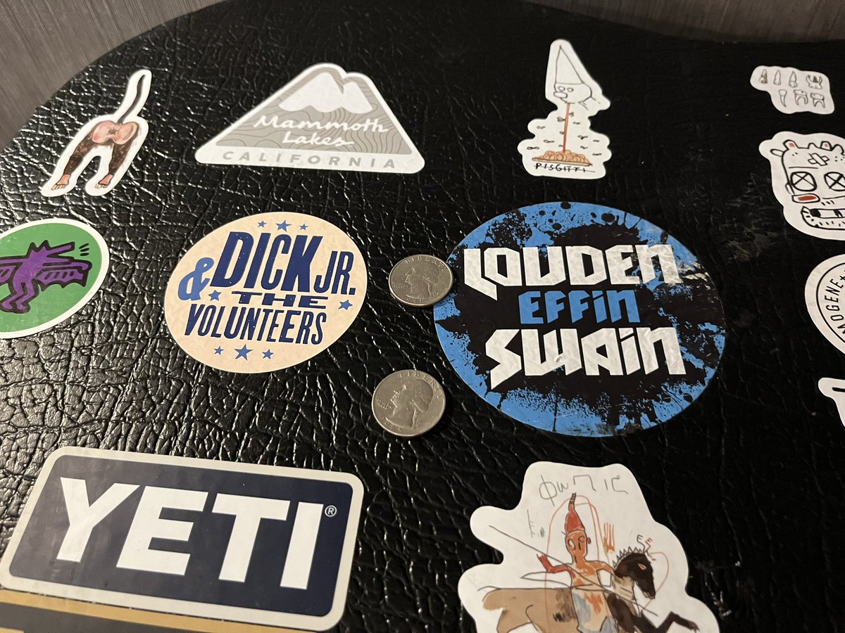 VickyVictoriaG's tweet photo. Dear @LoudenSwain1 @MrJakeAbel didn’t want to open case but had coin for you. Not much but every quarter helps. #coin
Love, us #Swainers #SPNAUSTIN https://t.co/pupd2bcG72
