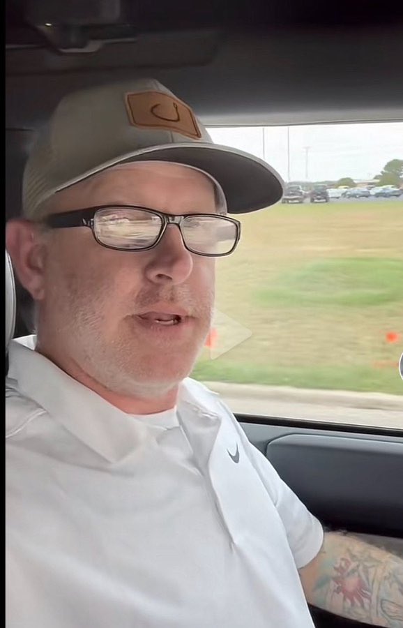 teflonthadon's tweet photo. @GuntherEagleman You’re not Gunther Eagleman your name is #DavidFreeman a POS WANNA BE COP https://t.co/7UWoRVZSz9
