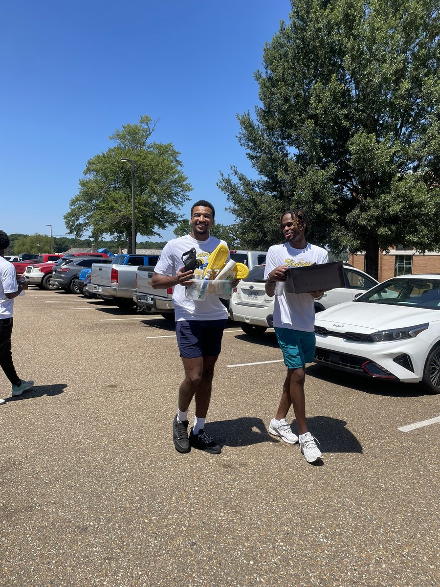 It was a hot day, but we helped serve incoming students on move in day!! The 2024-2025 school year is right around the corner!! We can’t be more excited!! #LetsRide