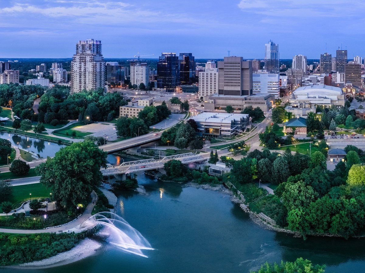 Londoners, your feedback can help shape our city's future! 🏙️💬 

Discover how mobility &amp; land use can help us build a vibrant, walkable, and inclusive city - watch this short video and share your feedback!

bit.ly/3X9Vlyj

#LdnOnt