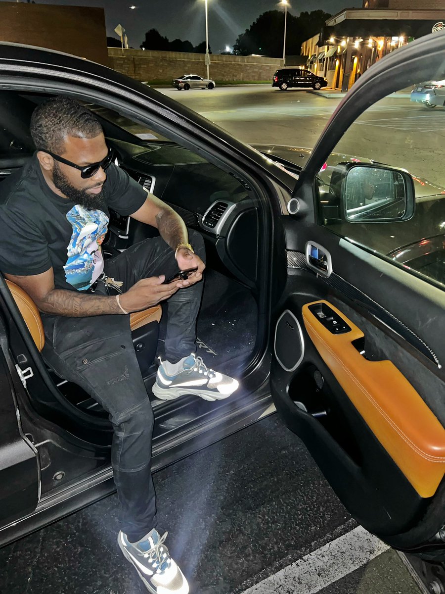 LEAFBU©K™ tweet media