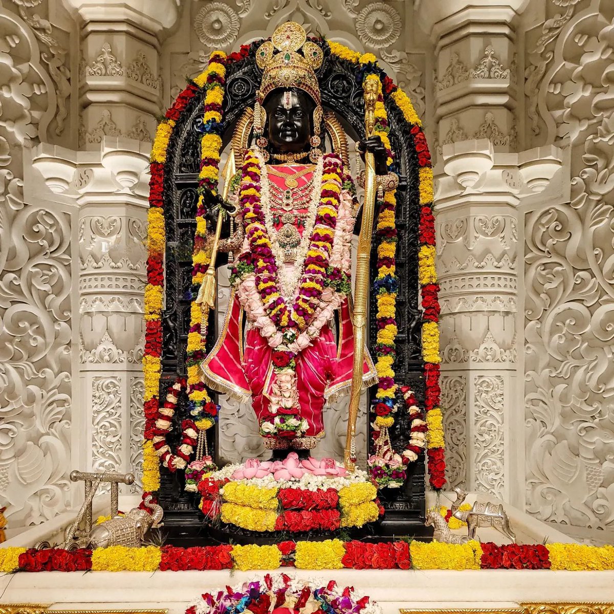 ShriAyodhya_'s tweet photo. प्रभु श्री राम का आशीर्वाद सदा आपके साथ रहे ❣️ https://t.co/4l8PjnFG9H