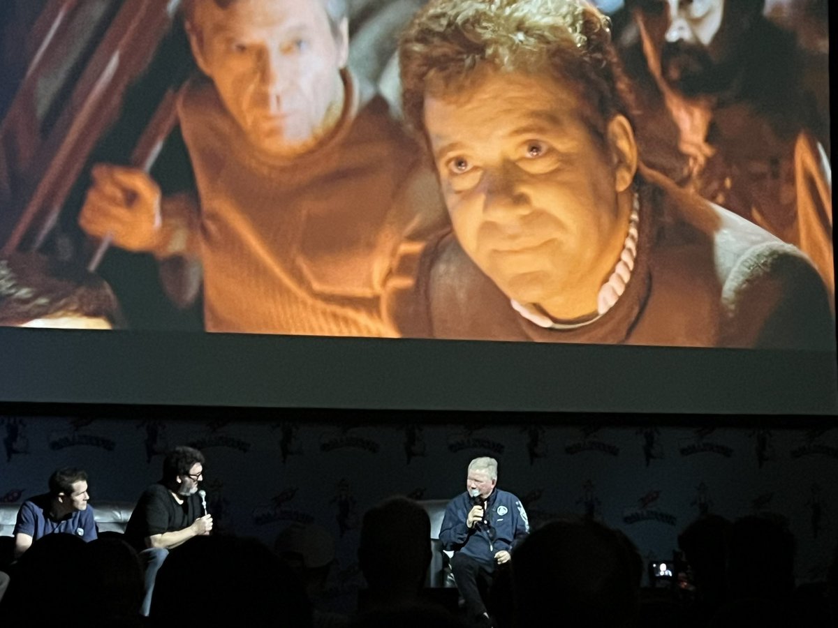 jonnati77's tweet photo. LIVE with William Shatner discussing STAR TREK V : The Final Frontier @GalaxyConOnline … @StarTrek @WilliamShatner #CaptainKirk #StarTrekV #BobbyClark #TheGorn #LOOPING #1989 Thanks to William Shatner, Bobby Clark, and the GalaxyCon Team!!! An Amazing FanExpo!!! 🚀 https://t.co/K5rV4rO5rm
