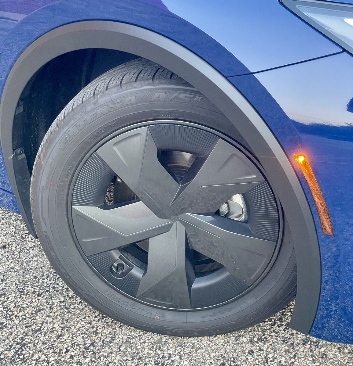 Car_Guy_Tom's tweet photo. I like these wheels. #Prius #PriusPrime https://t.co/K7aVIga5t0