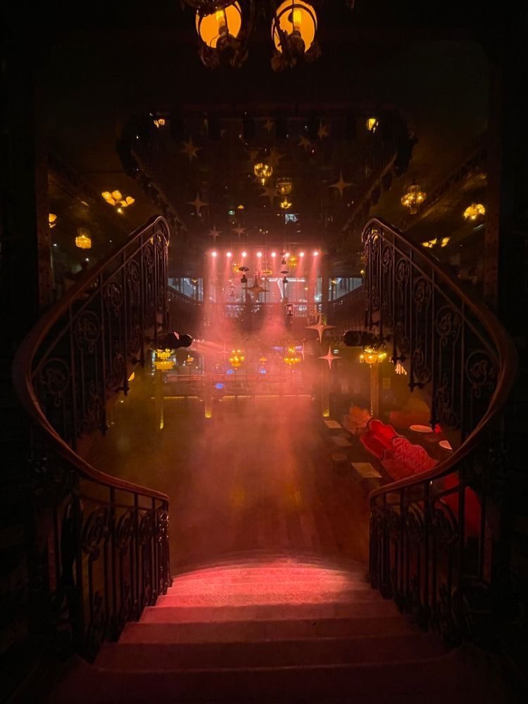 fiftyshadesnice's tweet photo. 𝙎𝙖𝙡𝙖𝙘𝙞𝙤𝙪𝙨

club atmosphere &amp; guidelines https://t.co/xybbTN73YH
