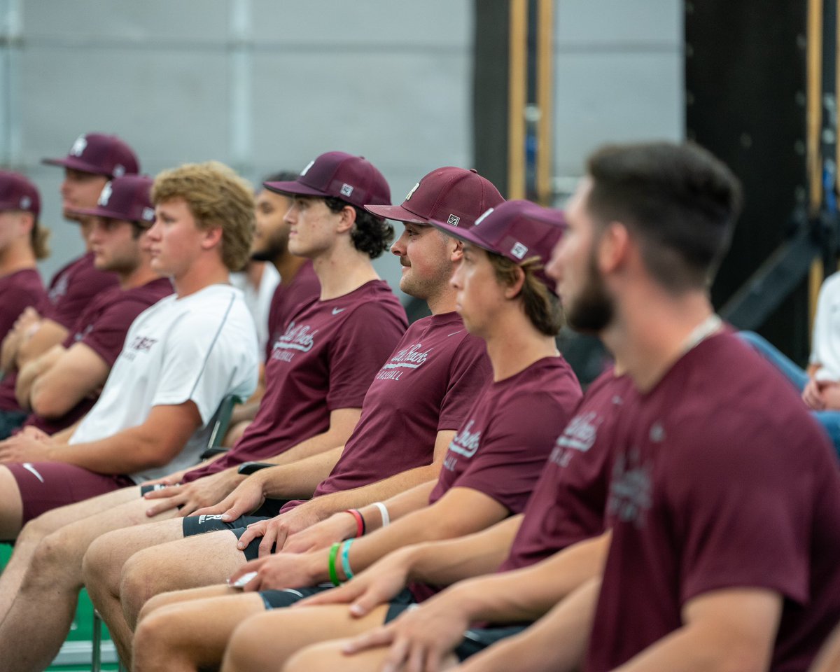 The Boys Are Back In Town!

#FirstTeamMeeting ✅