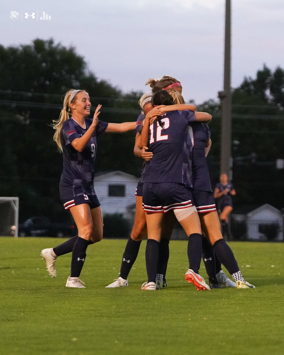 BelmontWSoccer's tweet photo. 60’ | @Reaganrosss60 scores her FIRST CAREER GOAL to tie it at 1-1!

#ItsBruinTime https://t.co/iLO5nJkvIv