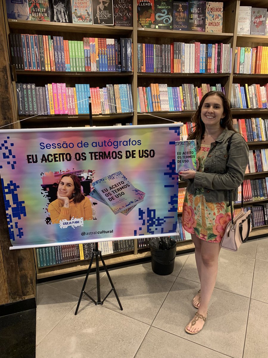 giuliappaim's tweet photo. Lancei meu sexto bebê e agradeço do fundo do coração a todo mundo que apareceu lá 🥰💜 

@AstralCultural https://t.co/dAvosiDZ9g