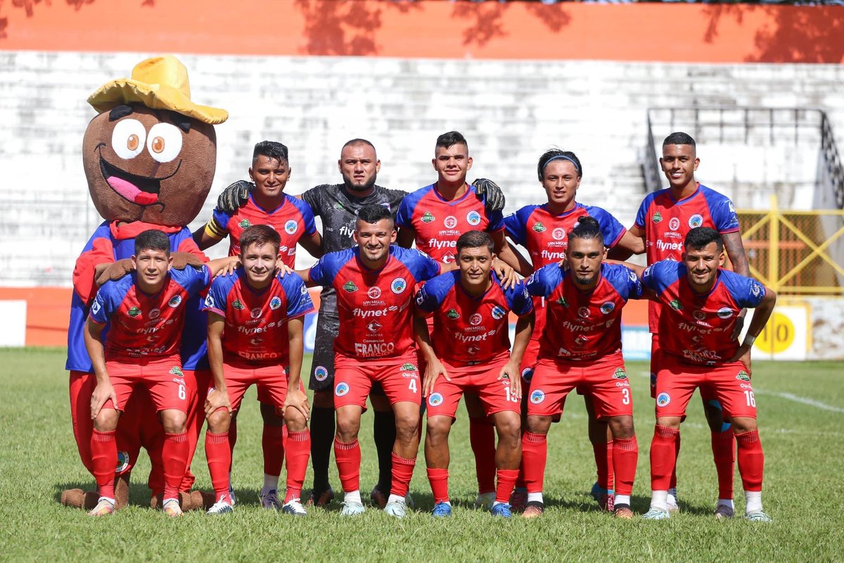 3 al hilo, ¡vamos por más! 
¡Aguante el bombardero del cerro!