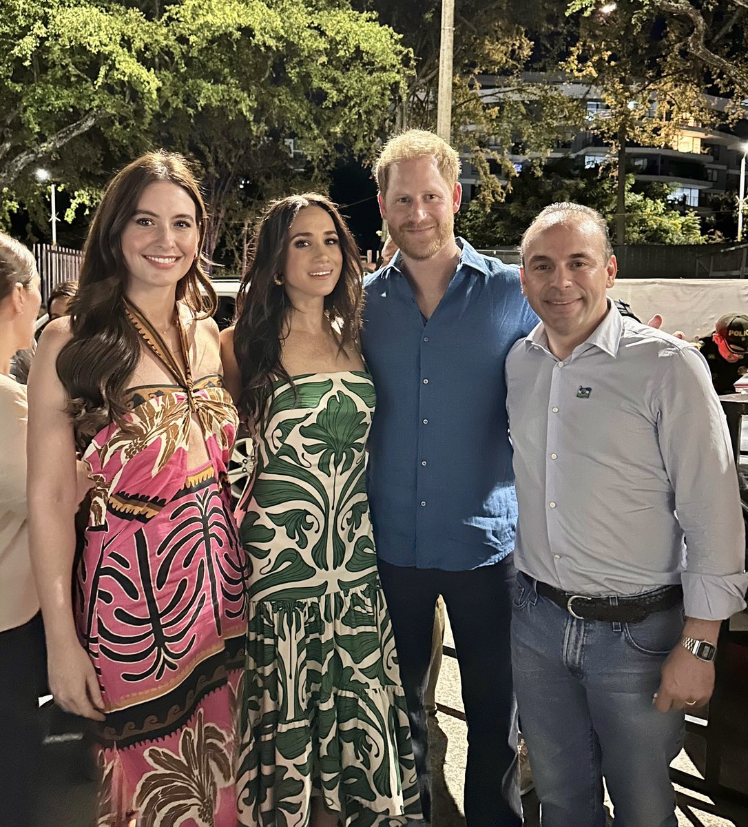 alejoeder's tweet photo. ¿Cómo ven esta visita de los duques Harry y Meghan al #Petronio2024?

¡Qué alegría que el mundo nos esté mirando! #CaliEsDondeDebesEstar https://t.co/Wm36ulznX2