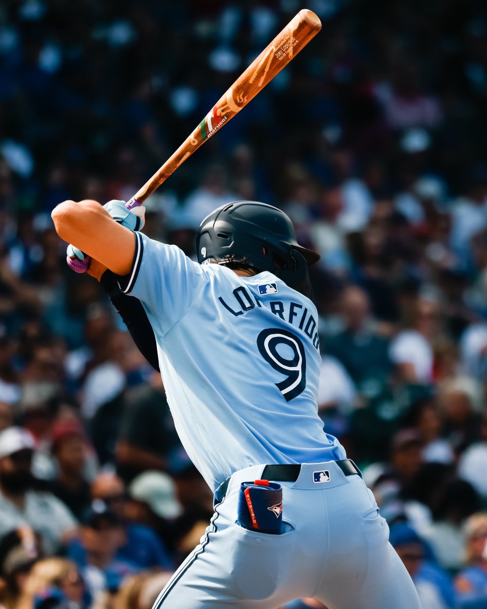 BlueJays's tweet photo. 🤌👨🏻‍🍳😎

Game Winning HR: 409 FT | 99 MPH https://t.co/nCrFyeQq6A